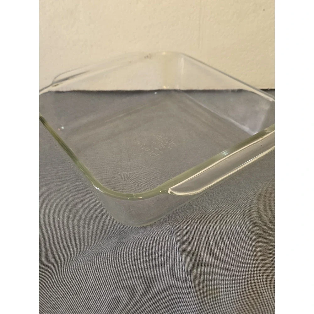 Pyrex brand corning